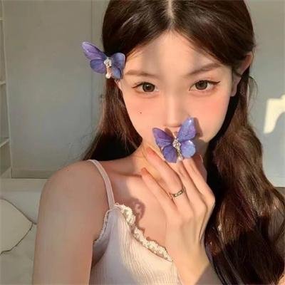 等不到鬓雪相拥